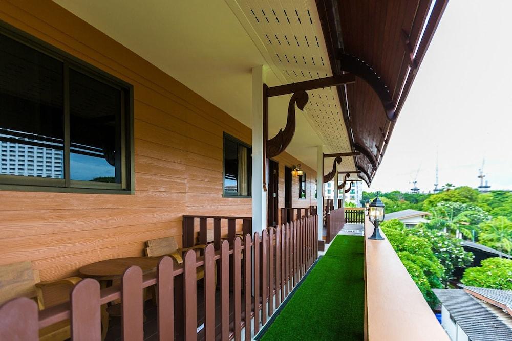 Marina Praia de Jomtien Exterior foto